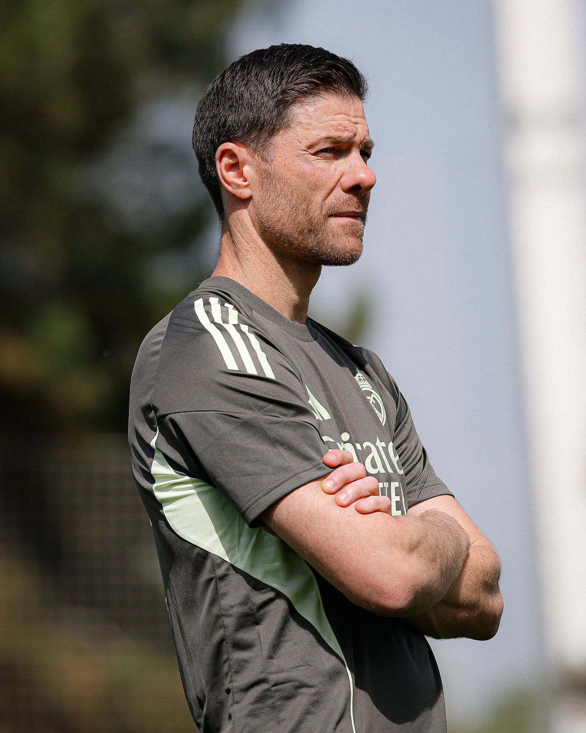 Xabi Alonso llegó con el “bicho” a Valdebebas: Arrancó su era en el Real Madrid