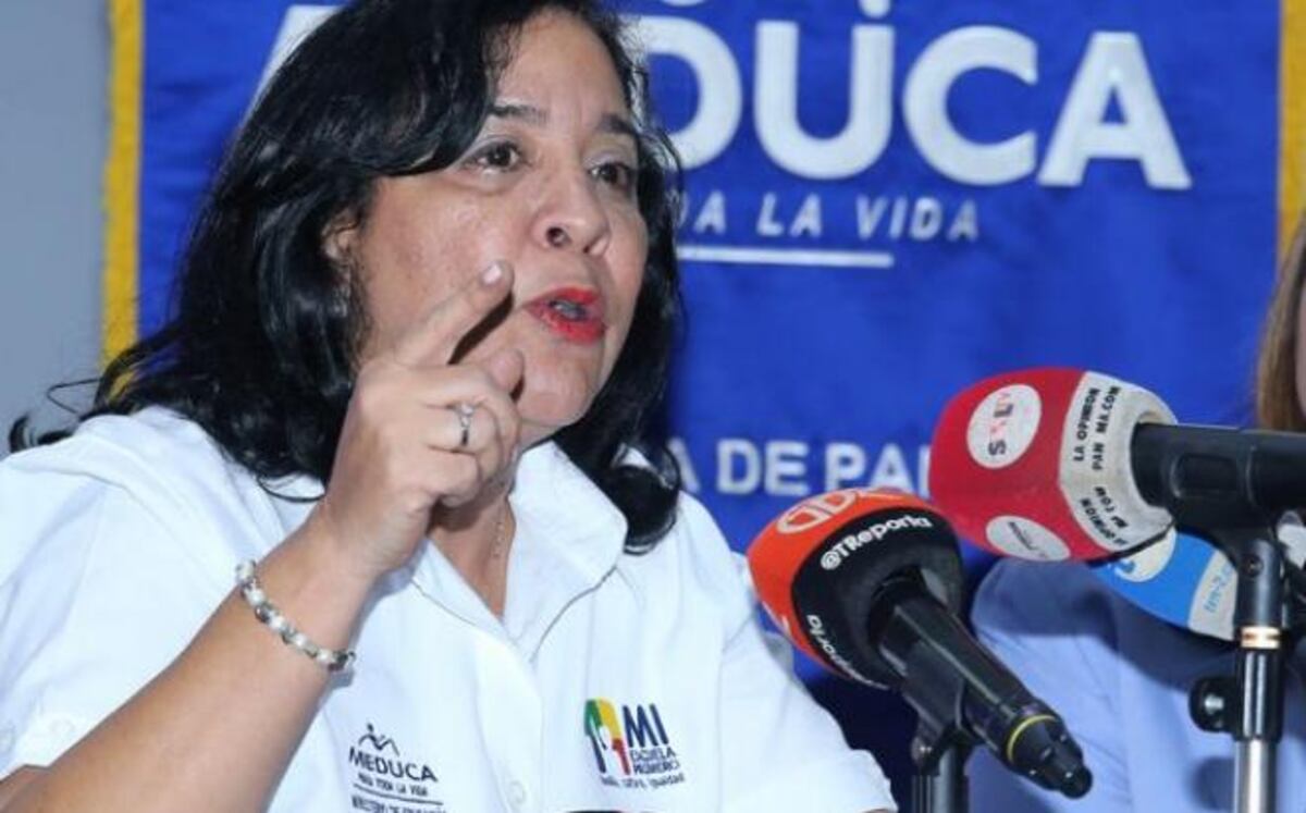 Ministra: 'Rumor de eliminar Educación Física en escuelas es falso'