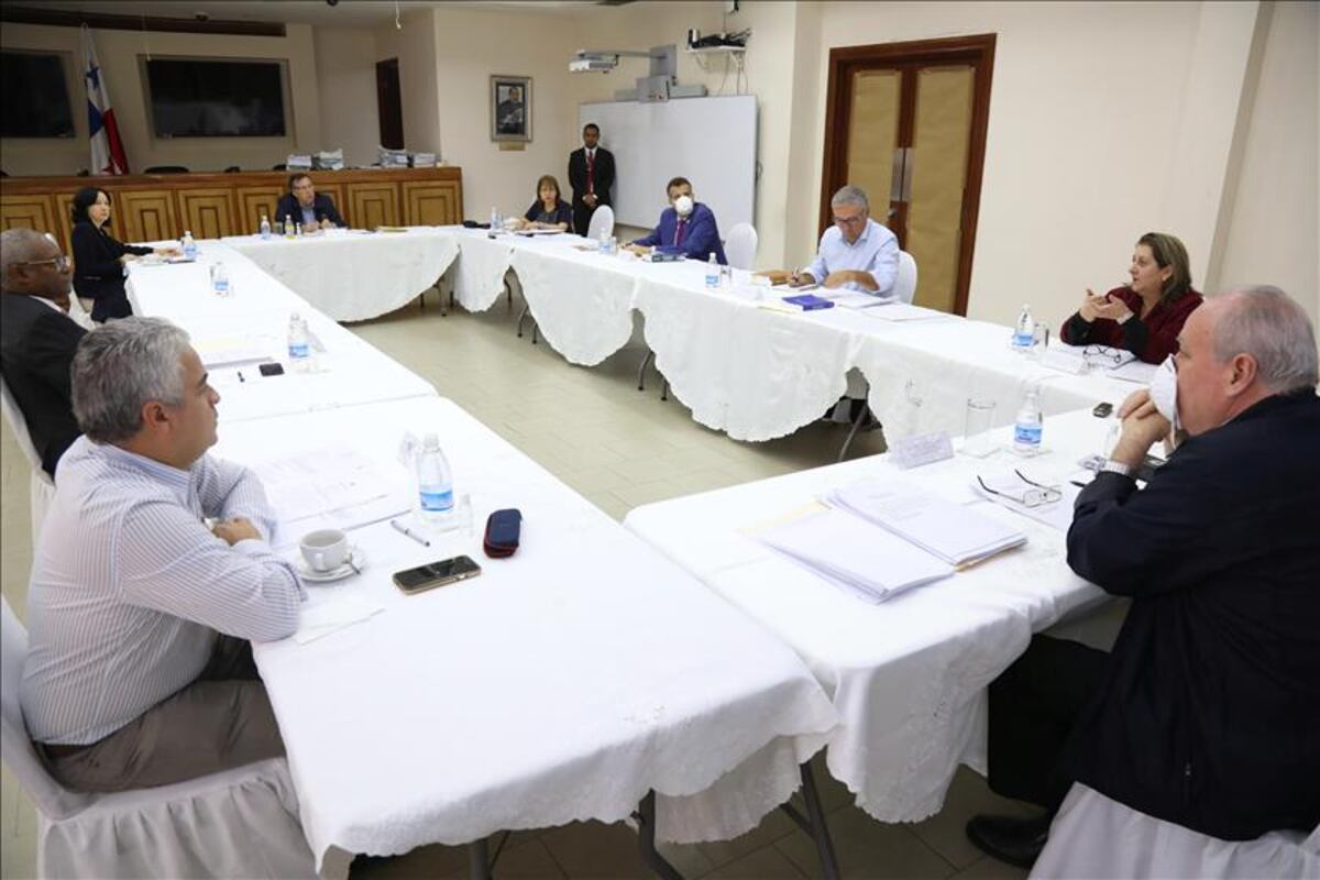 Positivo en un tribunal. Suspenden los términos en el Juzgado Noveno del Circuito Penal