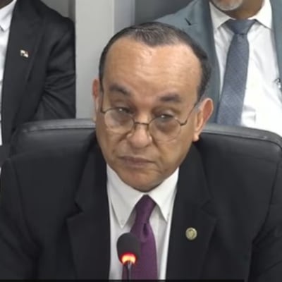 Dr. Eduardo Flores Castro cierra diez años como rector de la Universidad de Panamá