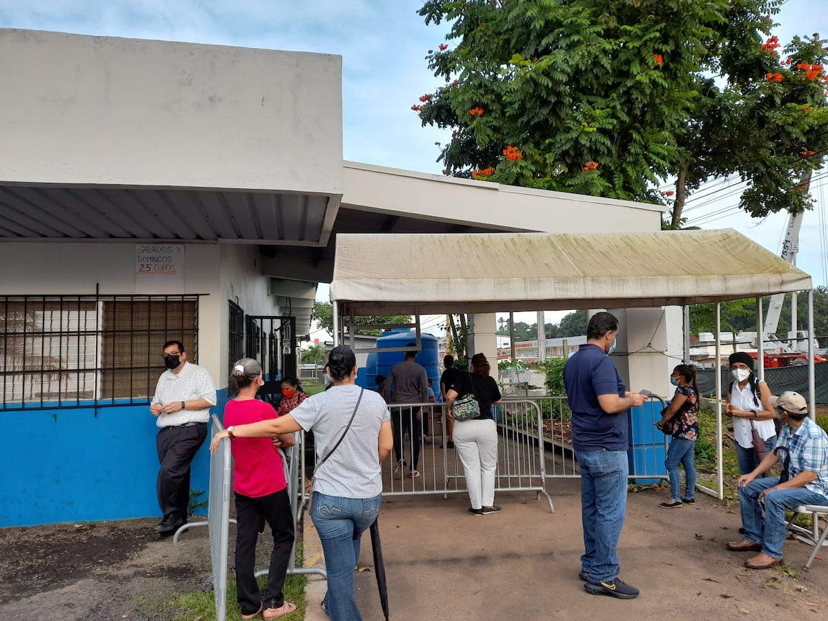 ¡Qué odisea! Viven los moradores de Panamá Oeste para hacerse un hisopado