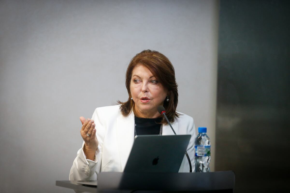 Roxana Méndez elimina la ‘descentralización paralela’ tras descubrir transferencias sin reglamentación