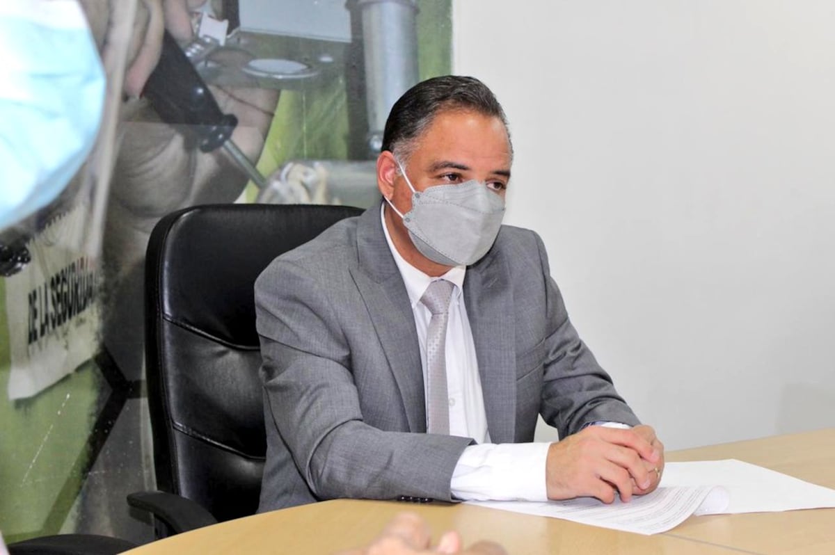 Analizan ampliar capacidad de cursos del Inadeh para los beneficiarios que quieran optar por el Vale Digital