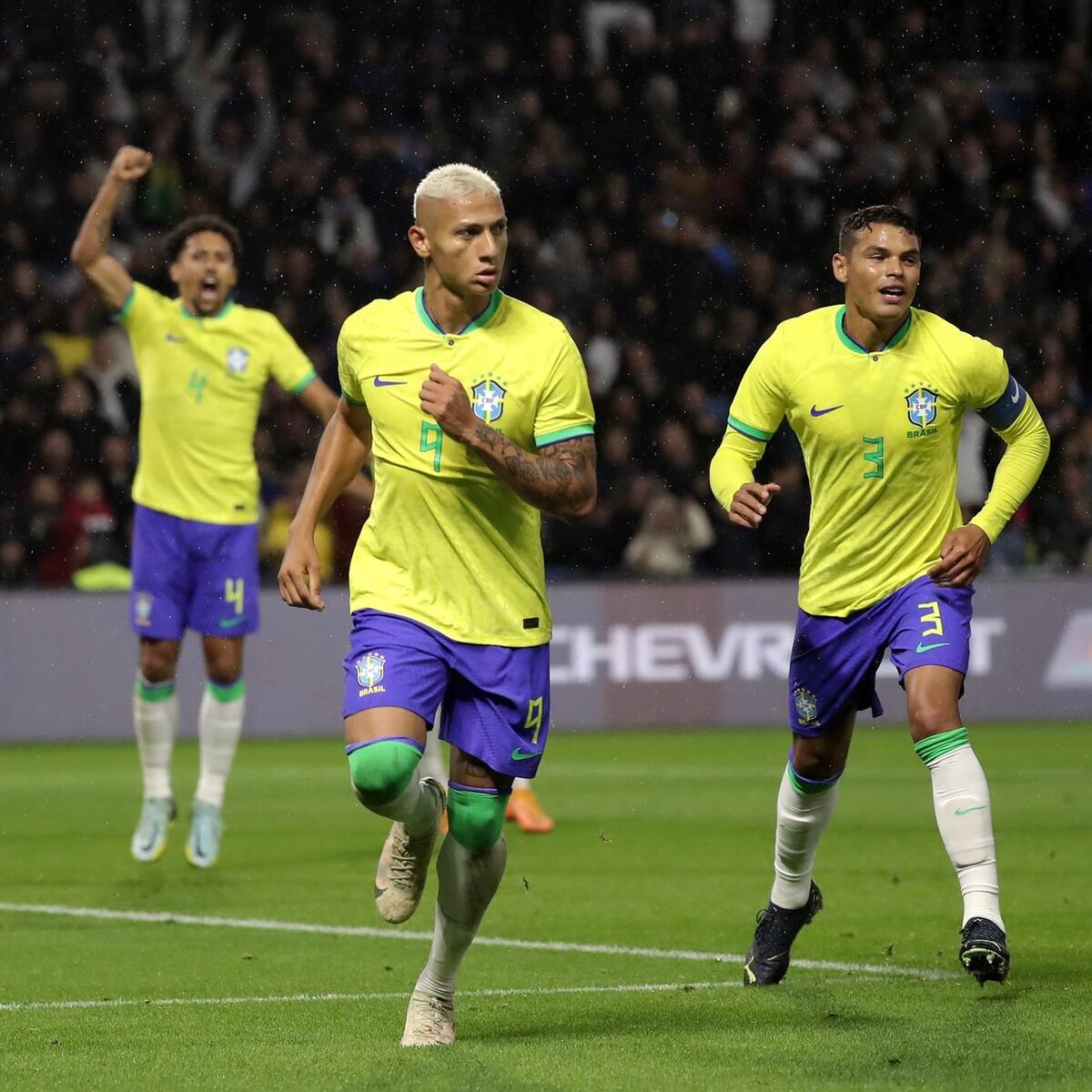 Brasil baila a Ghana y mete miedo a poco del Mundial de Catar