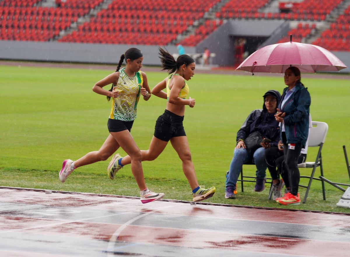 Promesas del atletismo se lucen en el Rommel Fernández