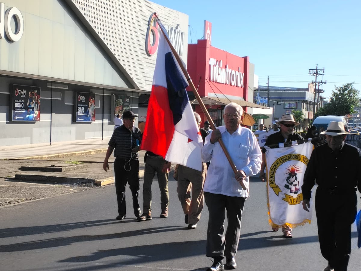 Santiago recuerda a los héroes del 9 de enero