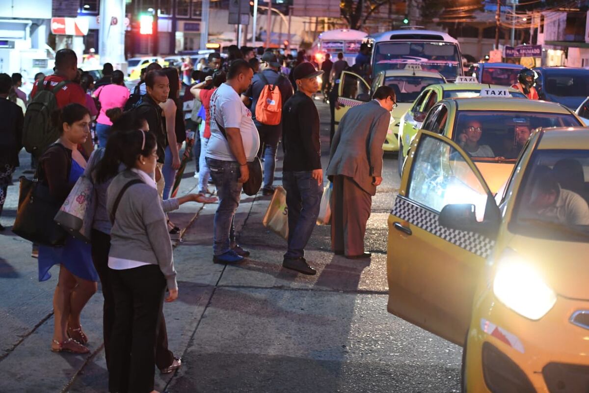 Metro de Panamá reanuda sus operaciones luego de falta de energía