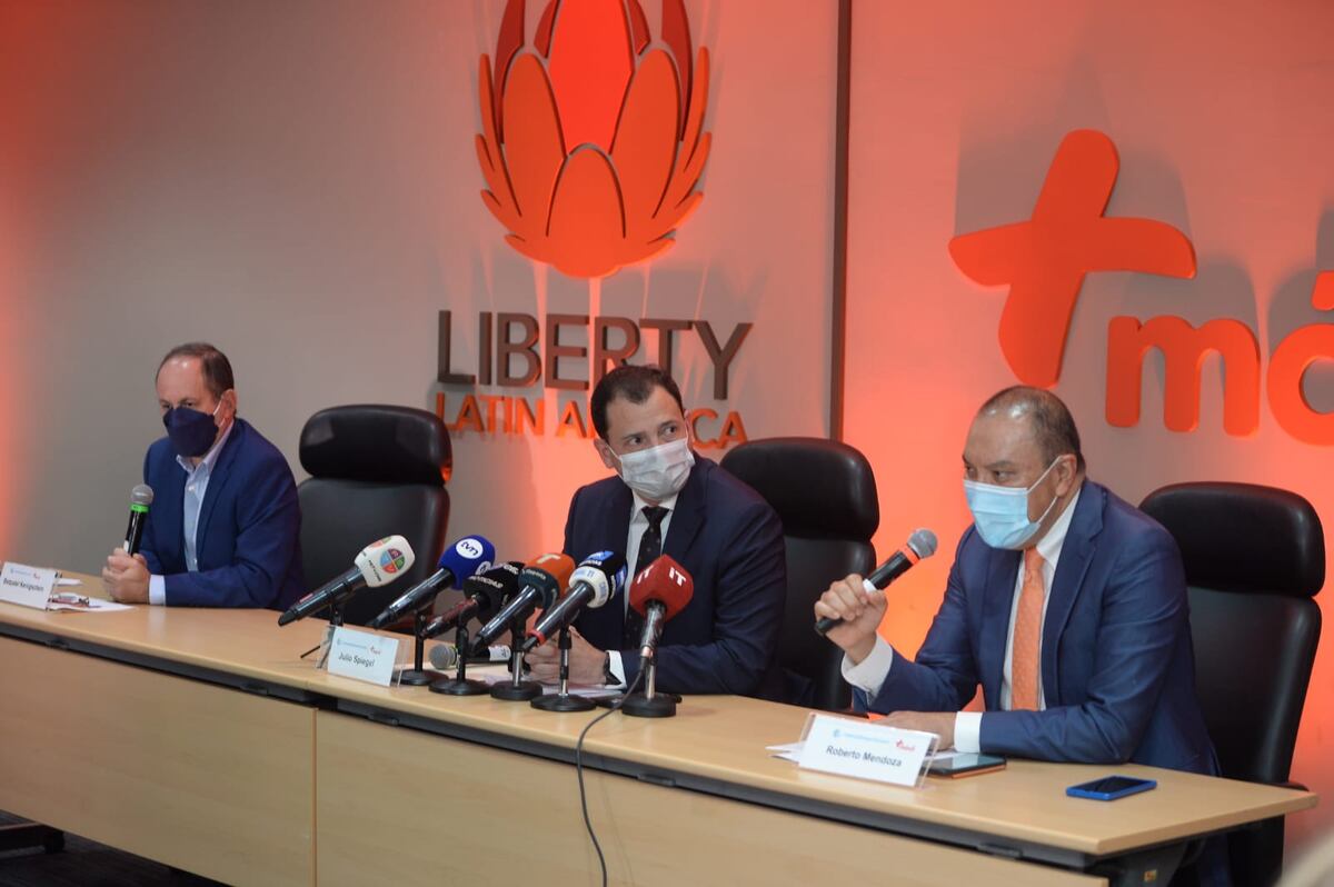 Cable & Wireless se hace de la operación de Claro Panamá por $200 millones