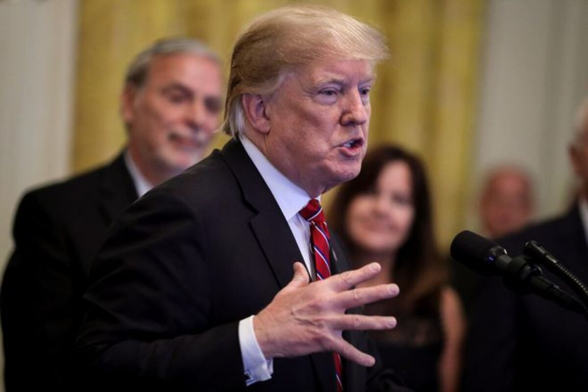 Aseguran que Donald Trump contrata ilegales para que limpien su casa