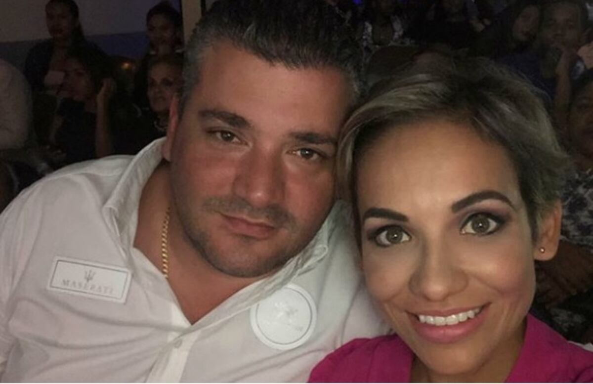 Exfinalista de Concurso de Oratoria se tira pulla con esposa de alcalde de Colón