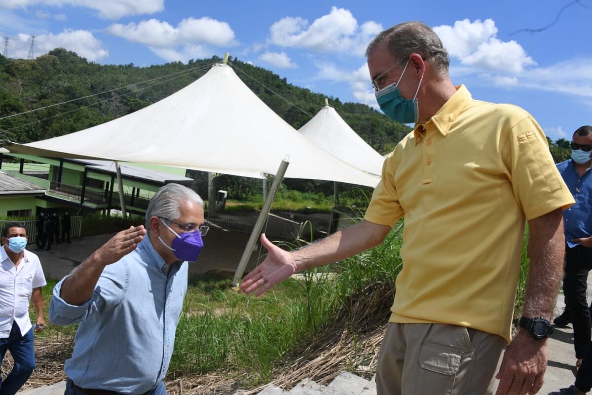 Residente de Panamá Norte reclaman su parque, alcalde Fábrega llega al lugar 