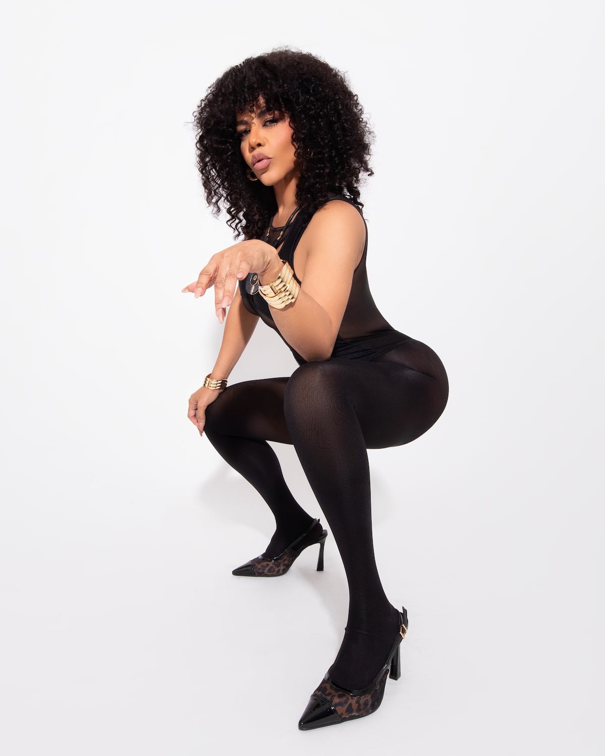 Demphra regresa con look explosivo y gira mundial