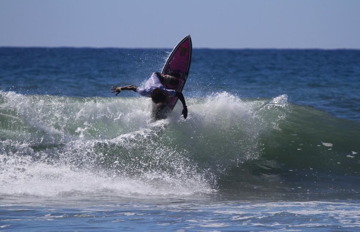 Camarena sigue dejando en grande el surf panameño en el ALAS 2020
