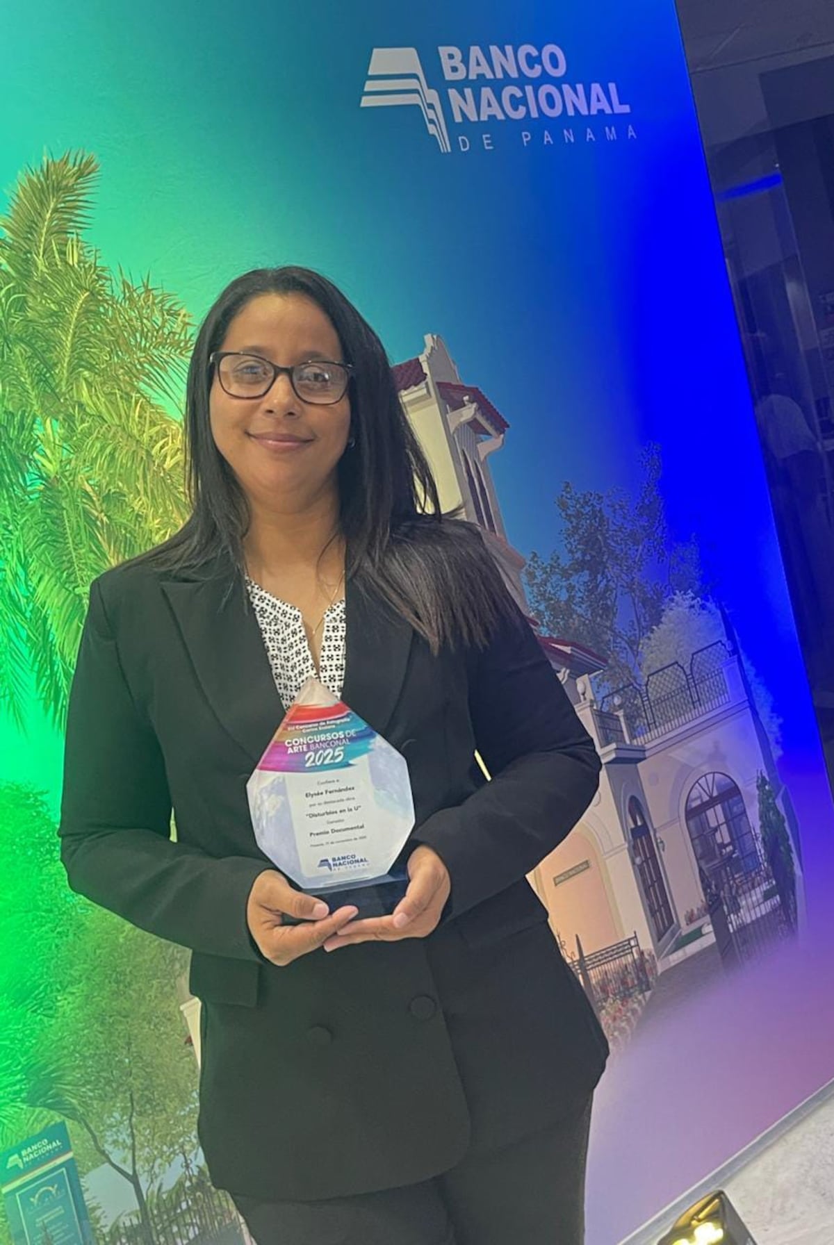 Fotógrafa Elysée Fernández gana el Premio de Fotografía Documental del Concurso Carlos Endara 2025