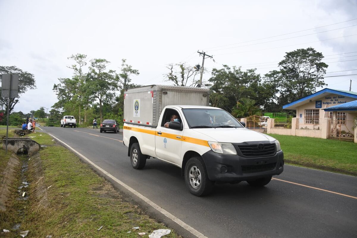 Conductor atropella a un señor y se va a la fuga 