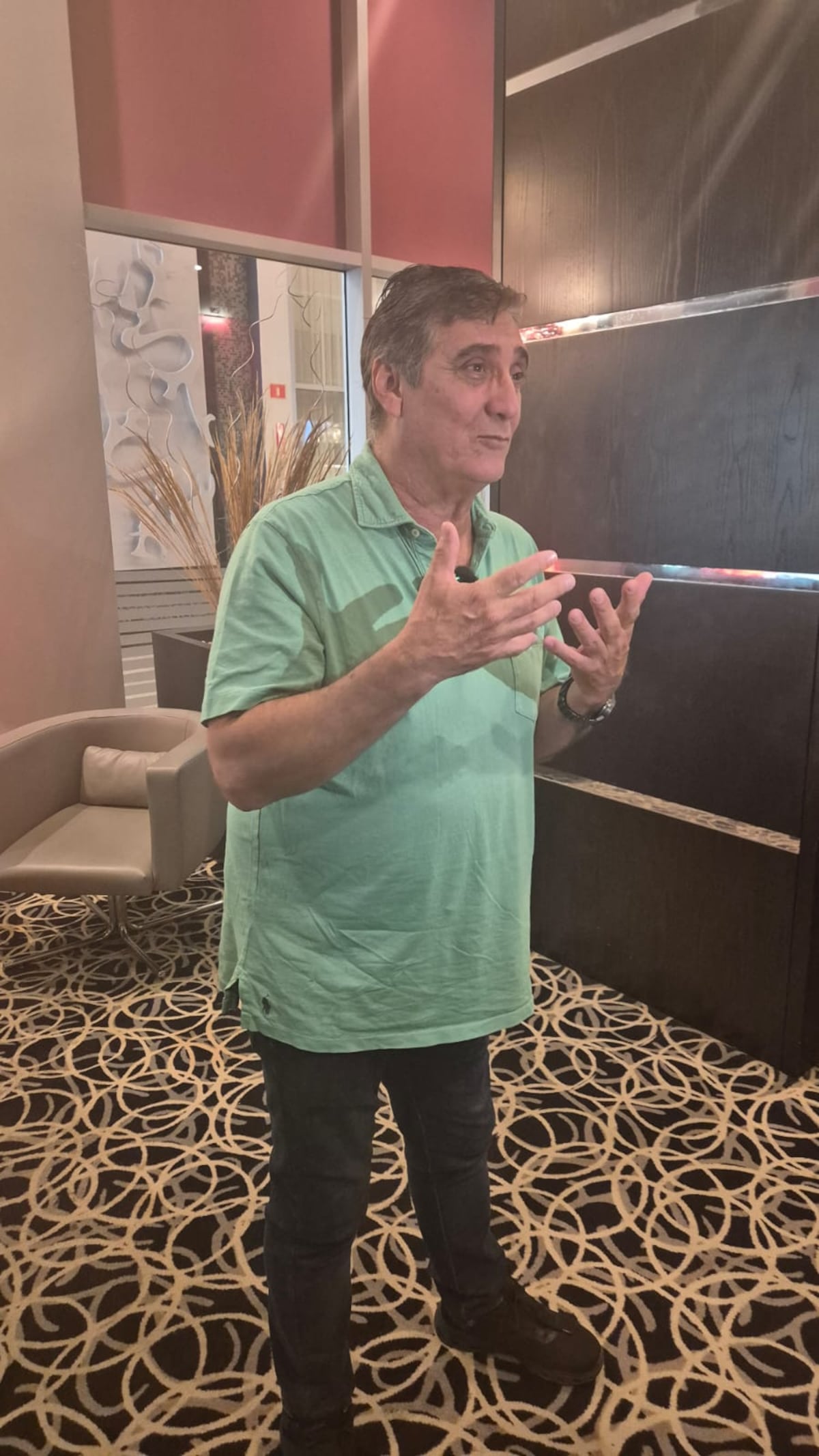 ‘No me gusta estar cansado’: así mantiene su energía el galán eterno, Guillermo Dávila