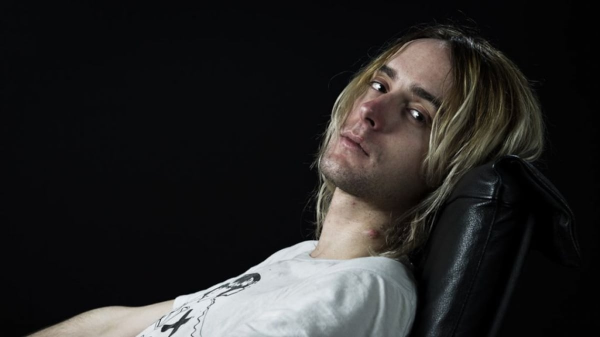 Internaron al hijo de Gustavo Cerati por golpearse la cabeza tras ataque de epil