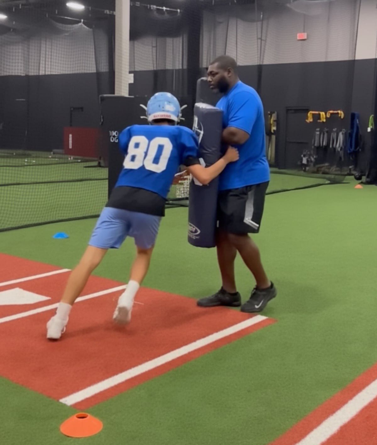 Frank Davis revela su nueva jugada tras dejar la NFL