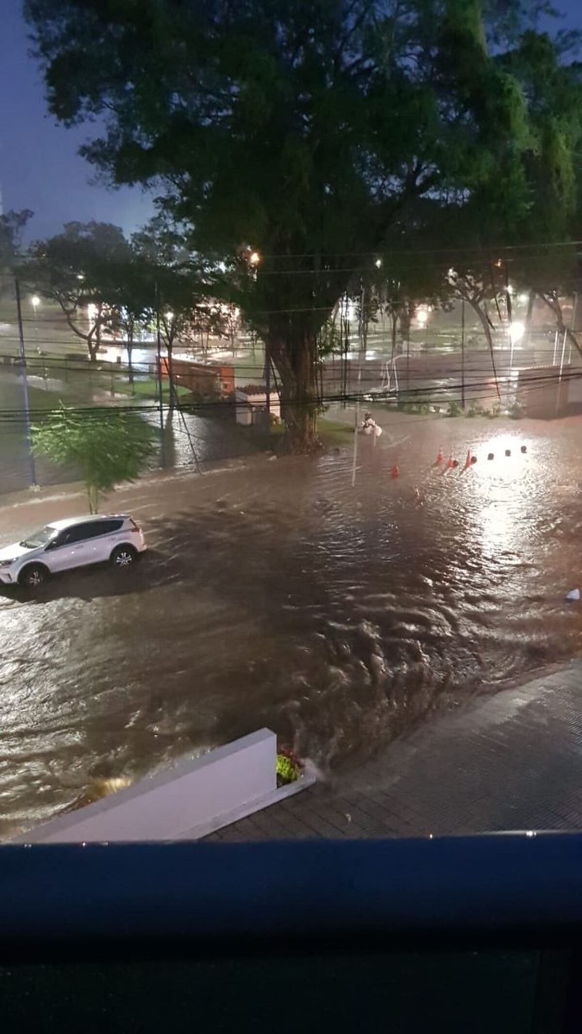 Advierten de intensas lluvias, ráfagas de vientos y hasta posibles inundaciones