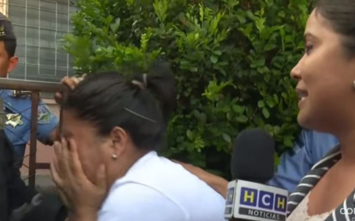 VIDEO|La insensible periodista que informa la peor pesadilla a una madre en vivo