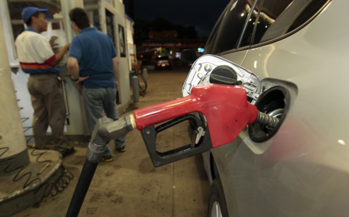 NUEVOS PRECIOS. Gasolina y diésel serán rebajados este viernes