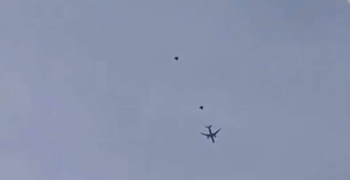 Pánico en el aire: Vuelo de American Airlines desviado por alerta de bomba