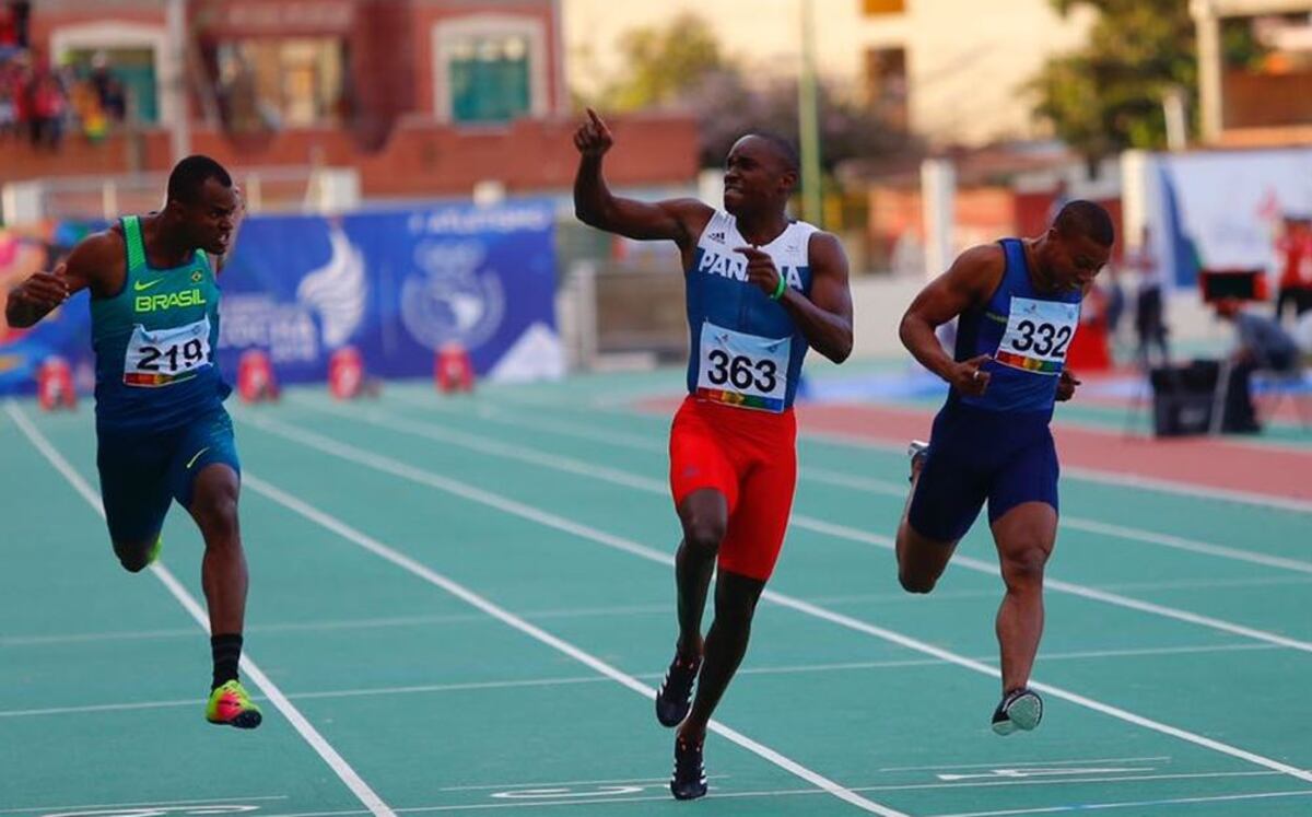 Alonso Edward impone récord y gana oro; Carstens se queda con la plata