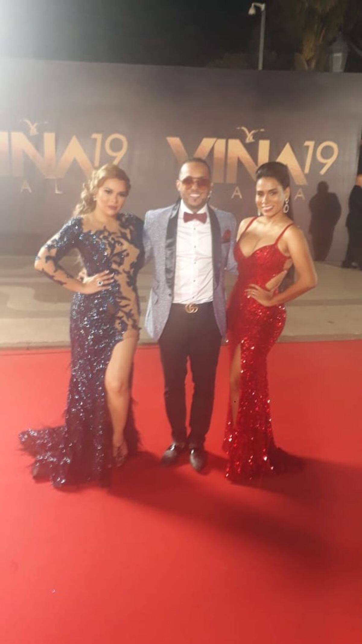 Margarita lució sus atributos en alfombra roja en Viña. Saik no se quedó atrás