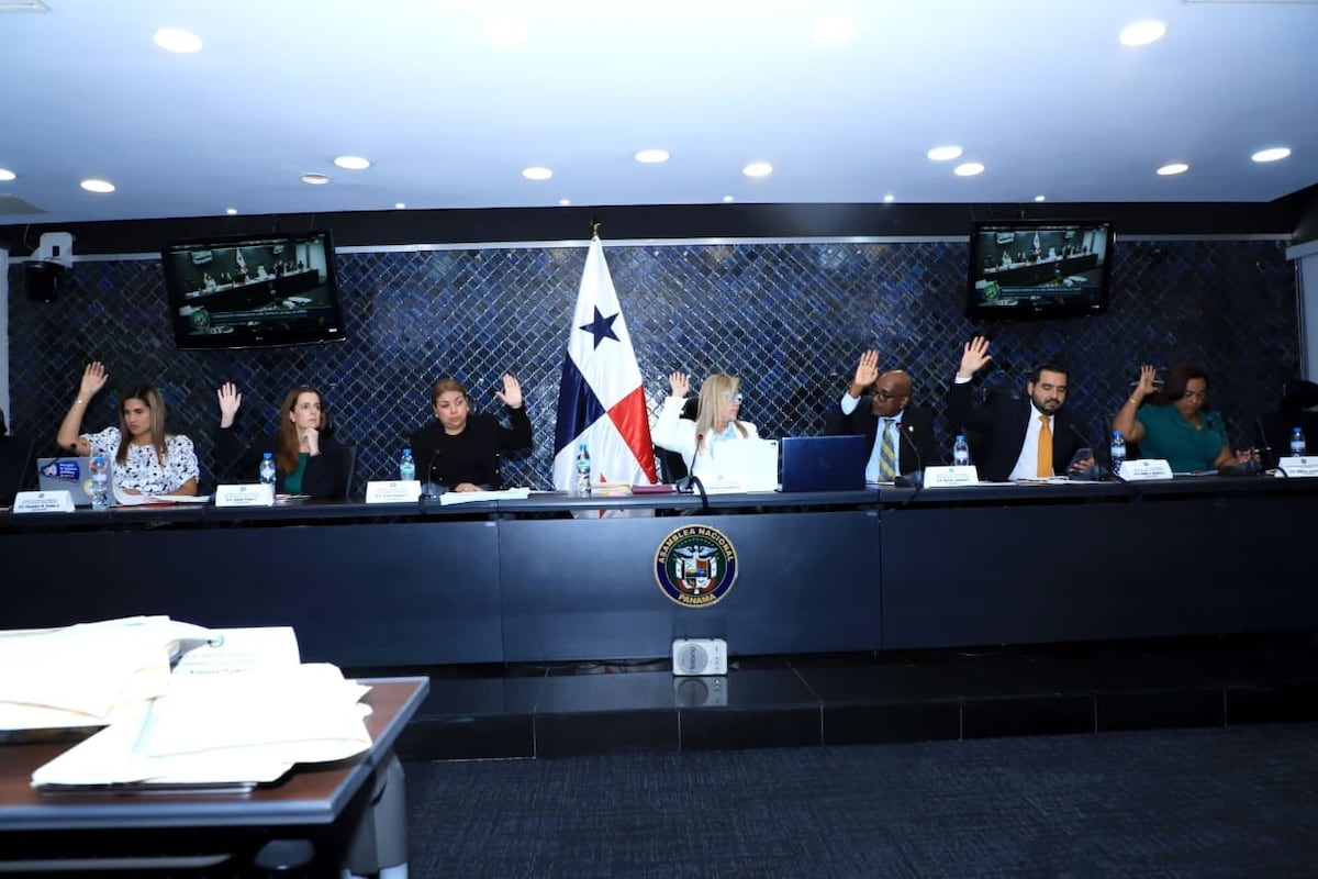 Engavetadas las denuncias contra el presidente Mulino y magistrados de la Corte Suprema