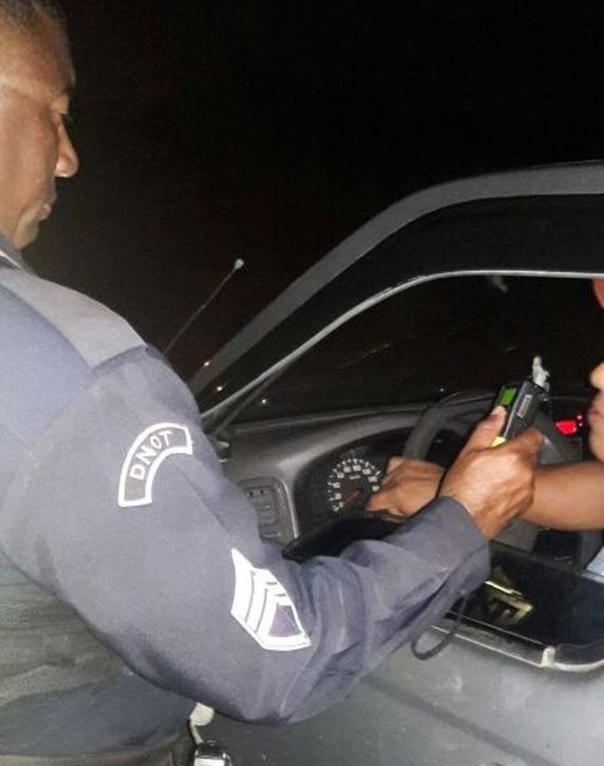 Tránsito aclara sobre aumento de boletas por hablar por cel y conducir borracho