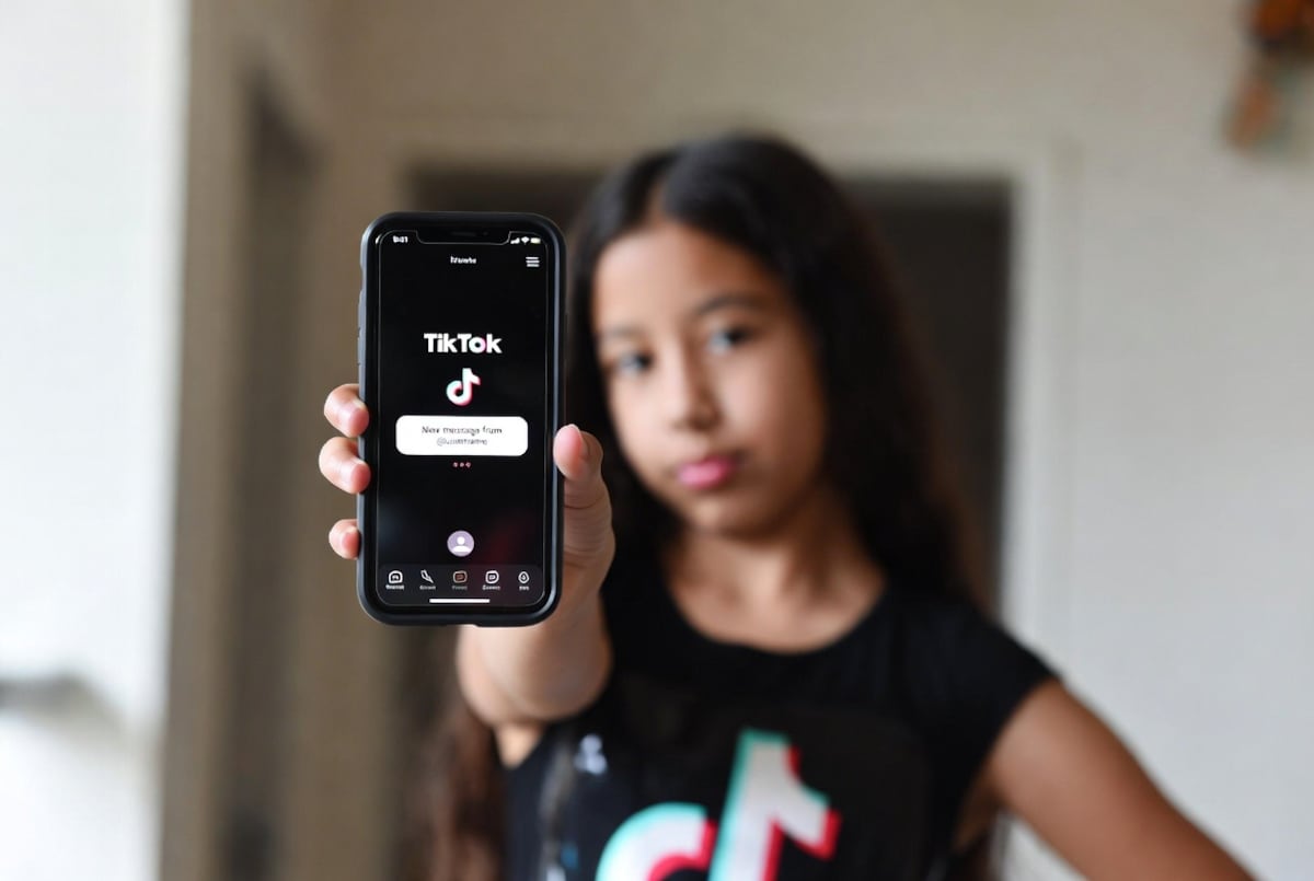 Suiza se suma al pulso global y evalúa vetar redes a menores