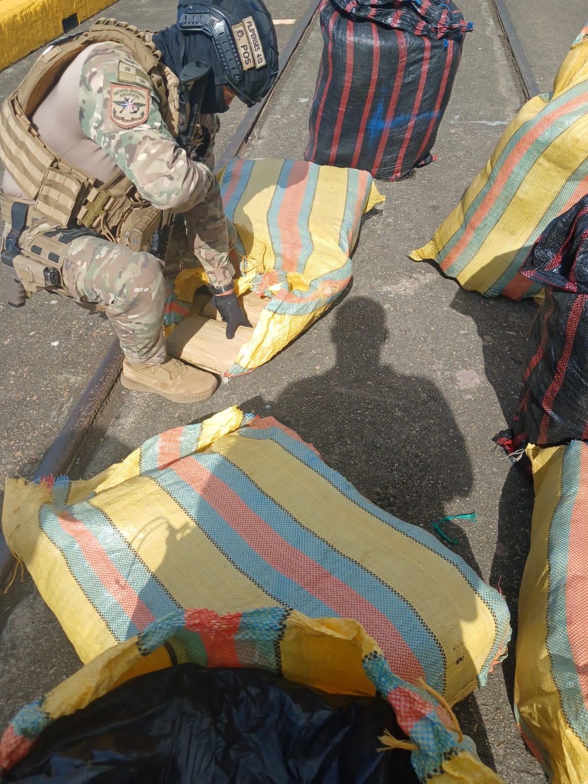 Tom y Jerry en los bultos: más de 900 paquetes caen en Archipiélago de Las Perlas 