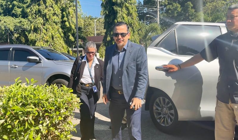 Investigan a UNACHI por títulos extranjeros y posibles irregularidades