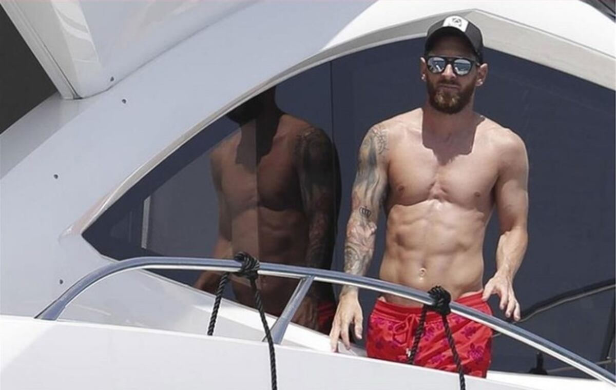 Messi deja el Mundial atrás y se recarga en Ibiza acompañado de su familia
