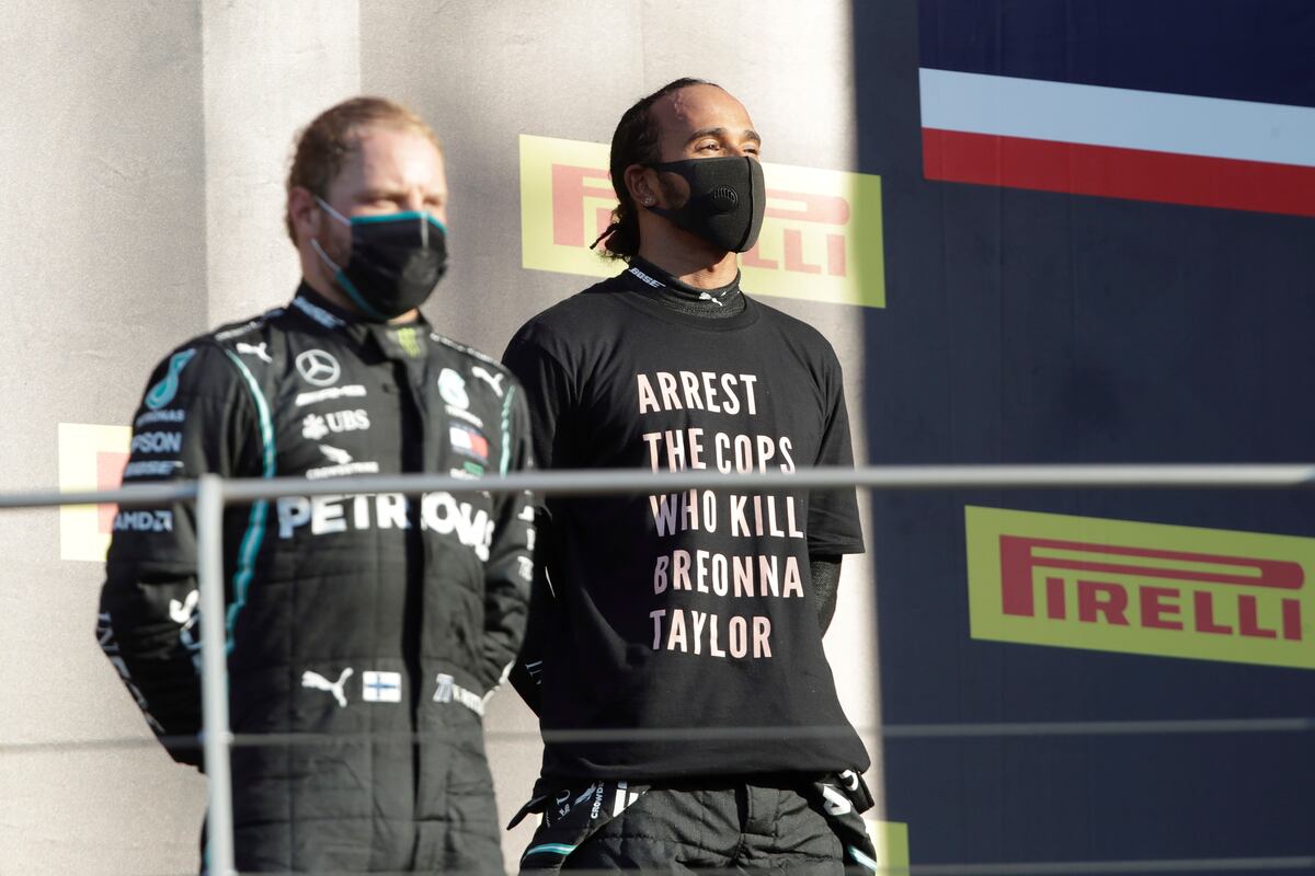 Hamilton vuelve al triunfo, se afianza de líder y envía duro mensaje contra el racismo