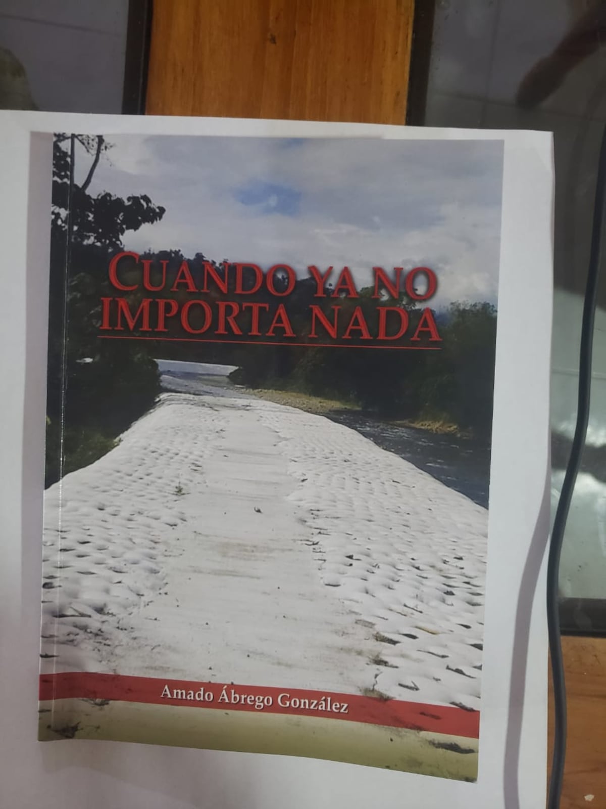 Lanzan libro sobre valores en medio de pandemia para que estudiantes no se rindan y sean felices