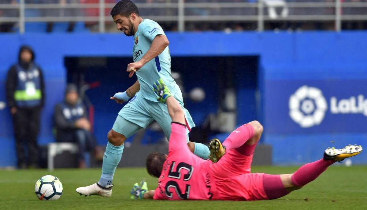 Barcelona sigue en paso 'crucero' hacia el título