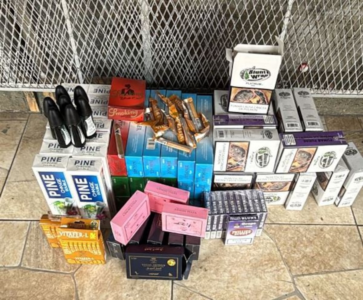 Operativo en San Joaquín en Pedregal revela armas y mercancía ilegal