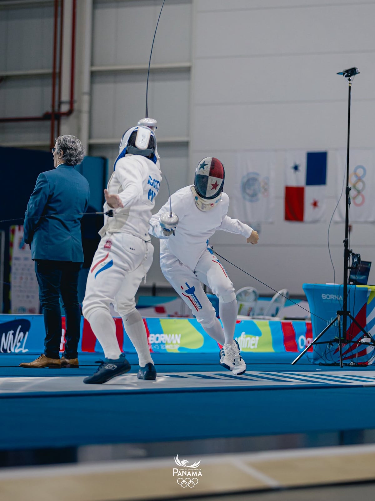 Oro panameño en esgrima confirma hegemonía juvenil regional