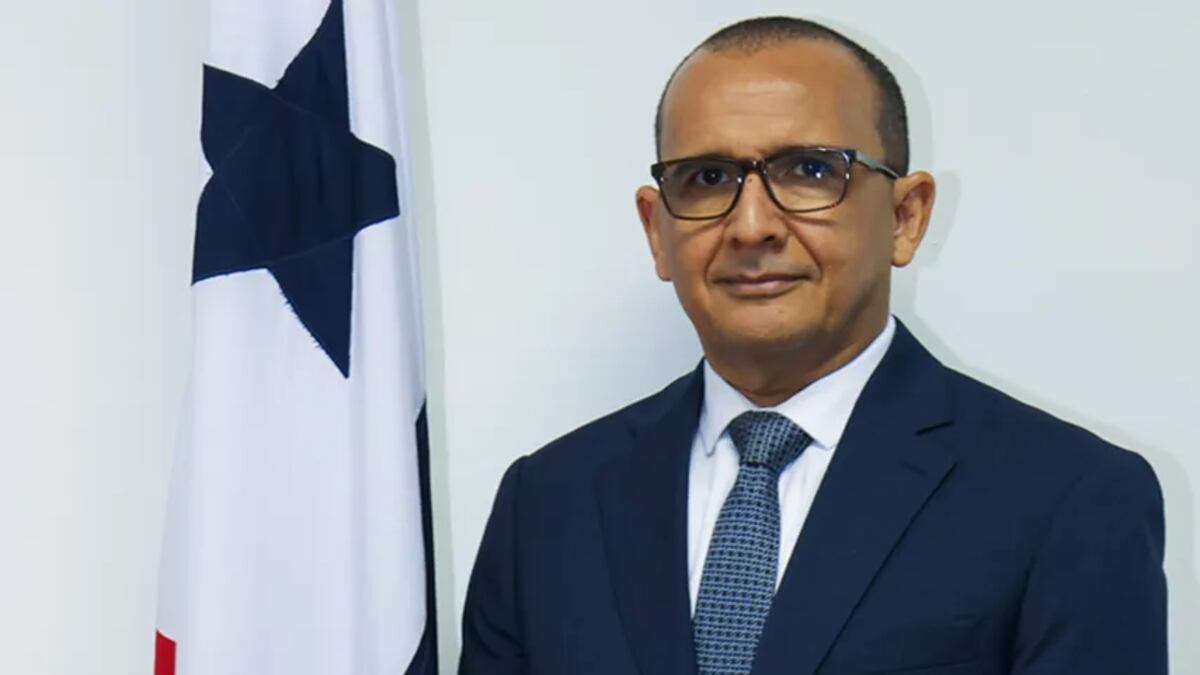 Nombran a nuevo secretario de energía tras 5 días de la renuncia de Juan Urriola y queda pendiente la ratificación de la Asamblea