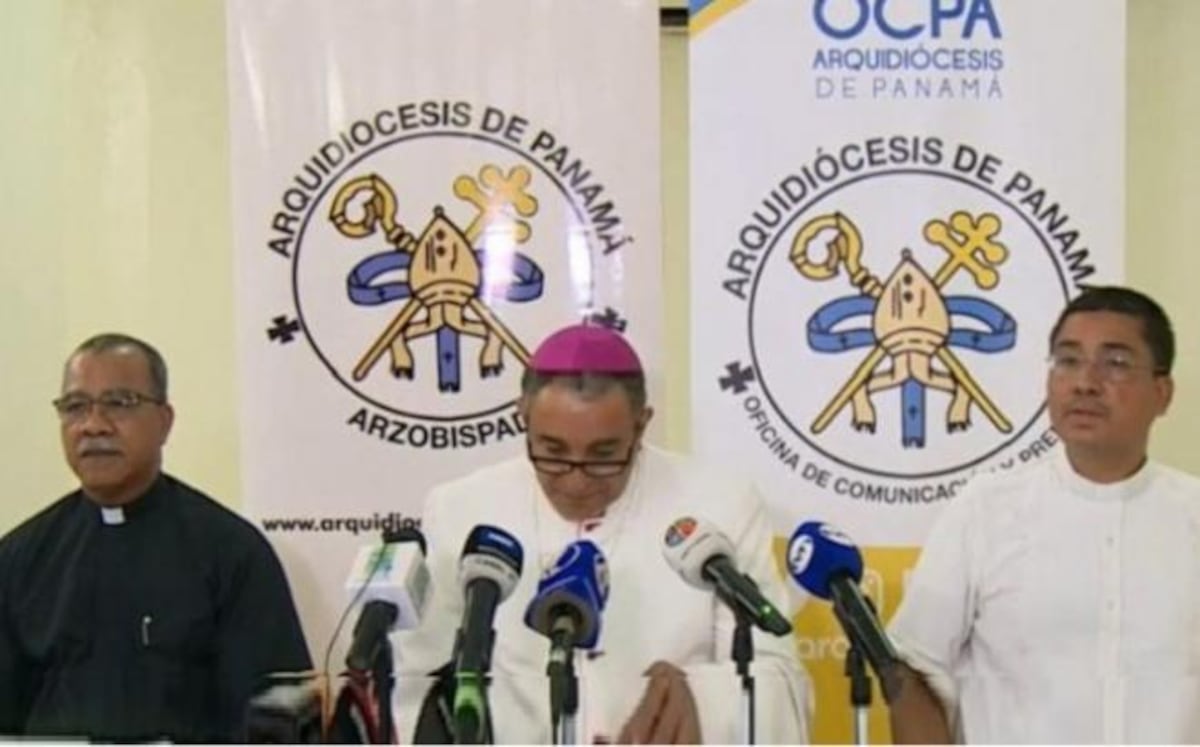 Se revela que el nombre del padre separado de sus deberes es David Cosca