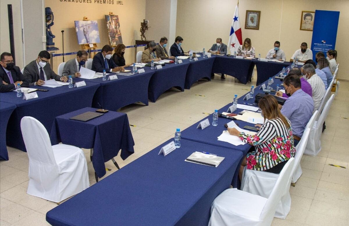 Instalan la Comisión Nacional de Salario Mínimo