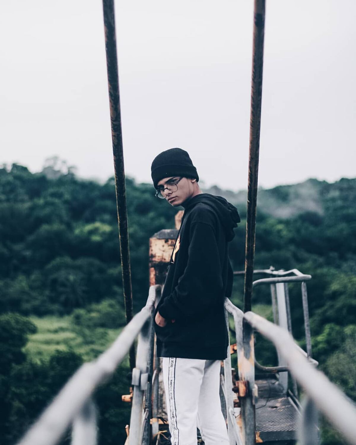 Arriesga la vida por una 'selfie’ en el Puente Centenario