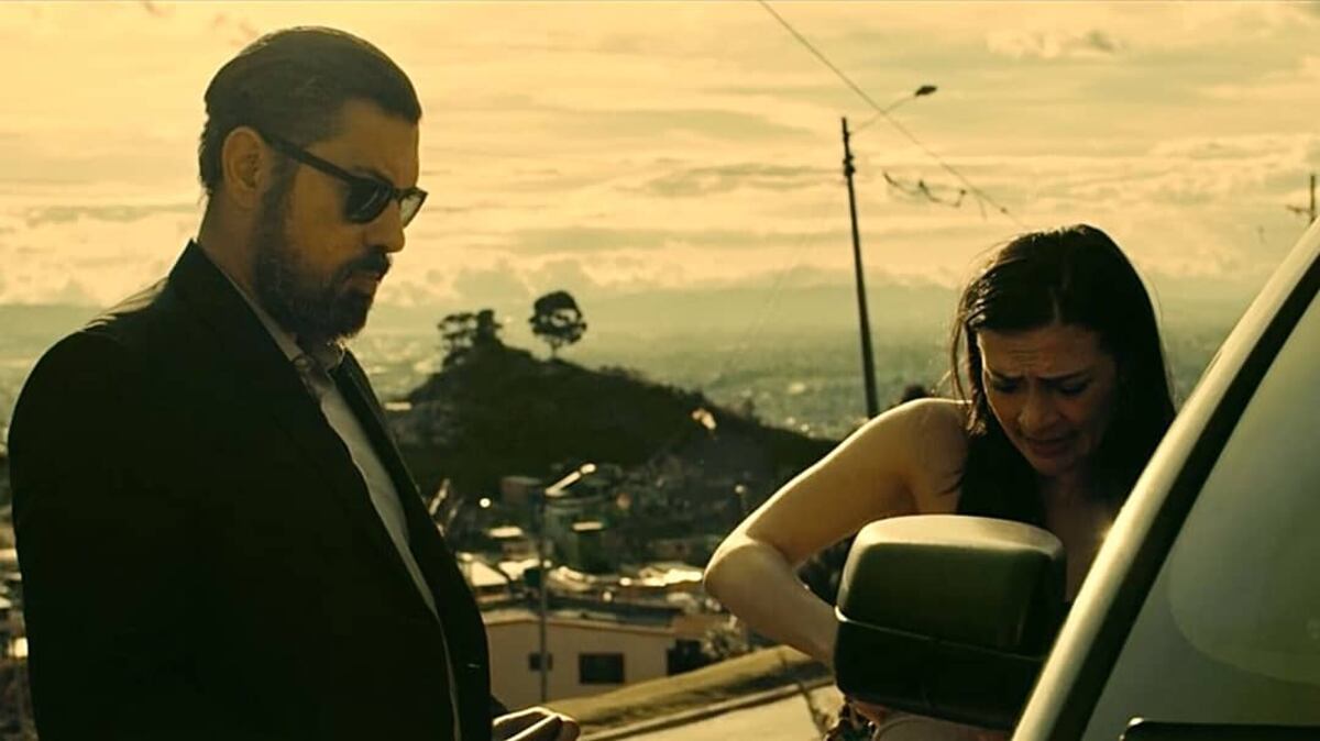 Apoya el talento nacional. Actor pana en serie de Netflix que recibió buenas criticas y mucha audiencia