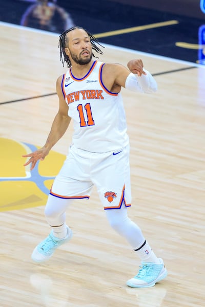 Brunson enfría a Wembanyama y los Knicks asaltan San Antonio