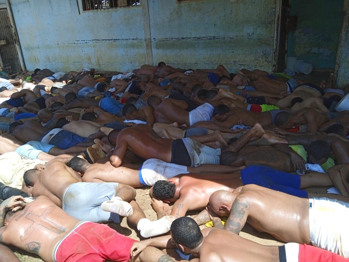 Balacera en La Joya y Nueva Joya. Asesinan a un policía y un privado de libertad. Hay varios heridos