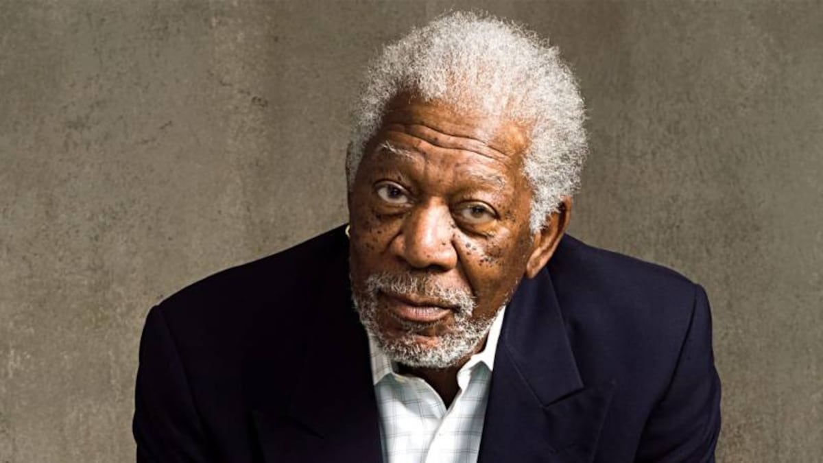 El actor Morgan Freeman se disculpa tras ser acusado por acoso sexual