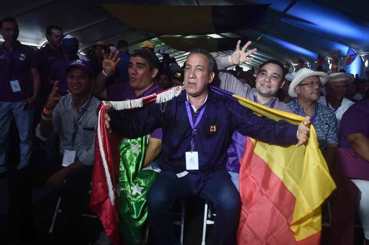 Panameñistas en espera de la votación de los convencionales