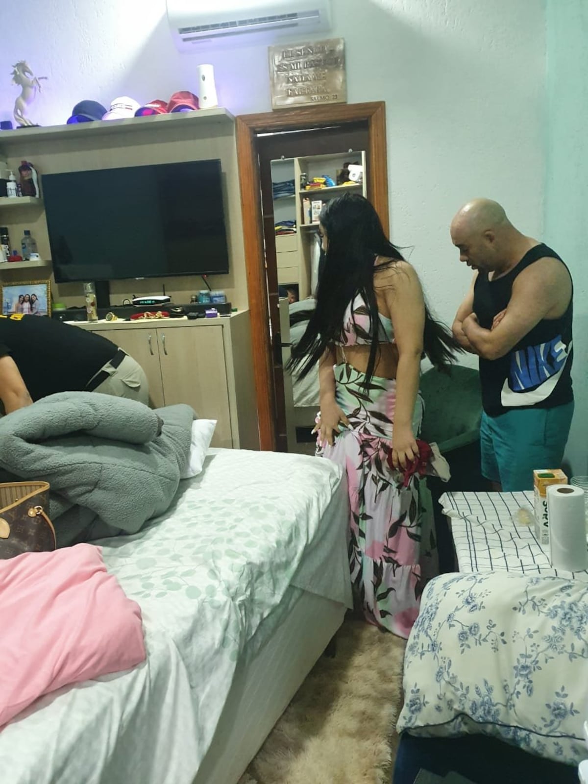 Insólito. Narco tenía ‘celda VIP’ con mujeres, aire acondicionado y otros lujos