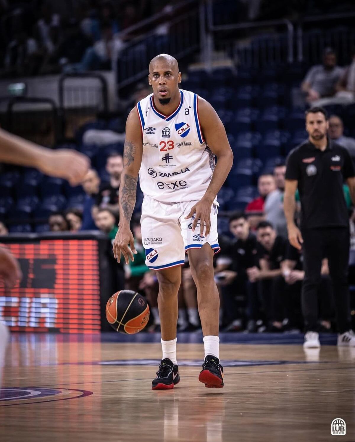 ¡El campeón no se va! Ernesto Oglivie sigue con Nacional en Uruguay